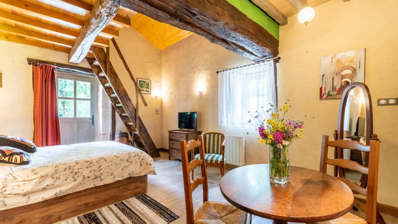 La Maison De Yuka Plieux Buitenkant foto