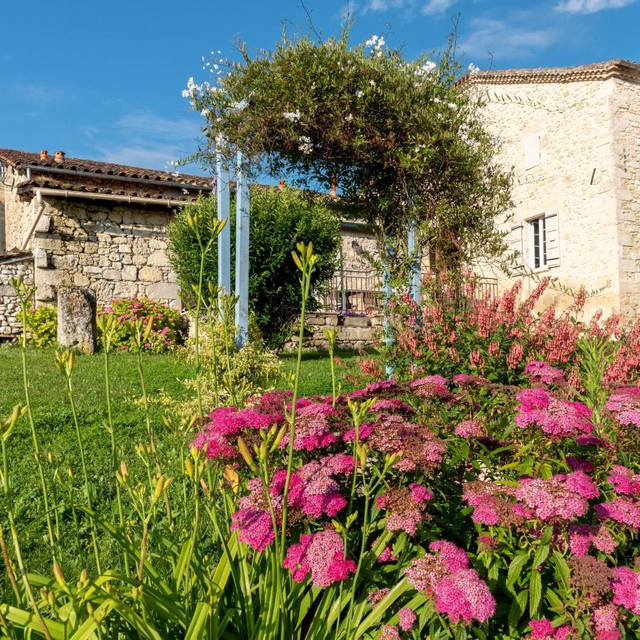 La Maison De Yuka Plieux Buitenkant foto
