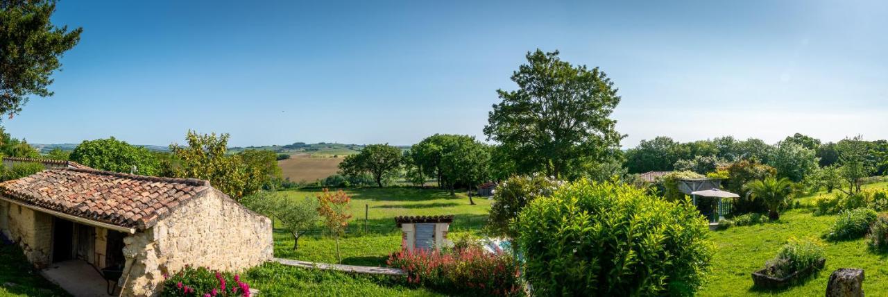 La Maison De Yuka Plieux Buitenkant foto