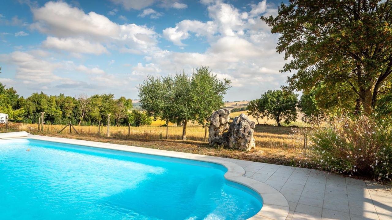 La Maison De Yuka Plieux Buitenkant foto
