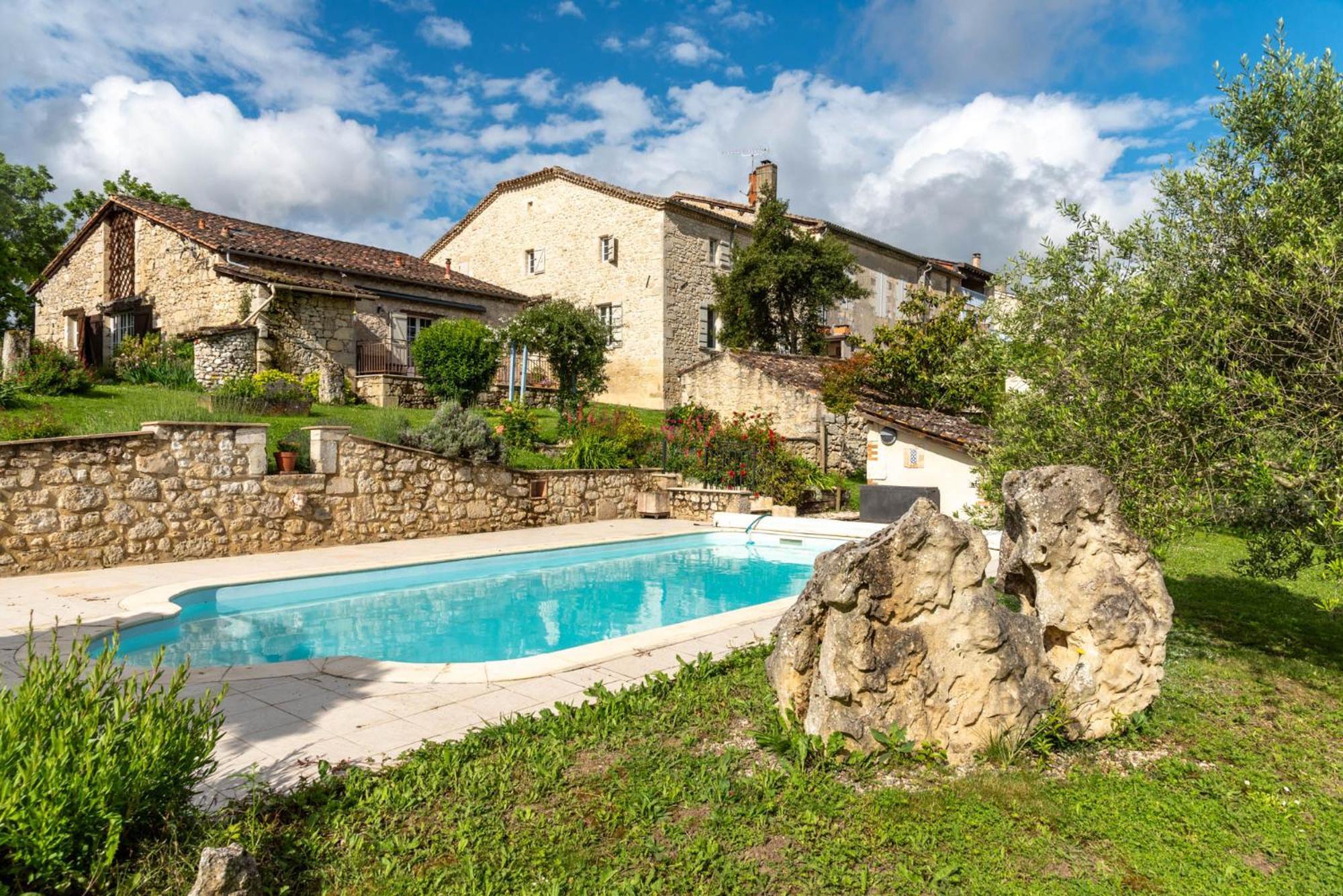 La Maison De Yuka Plieux Buitenkant foto